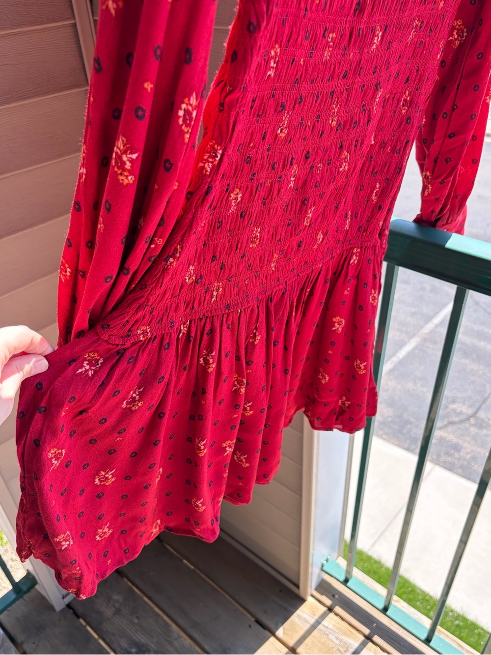 🆕🌹Free People Ruby Combo Smocked Mini Dress Boho Long Sleeve Red Floral XL Chic - Picture 8 of 17